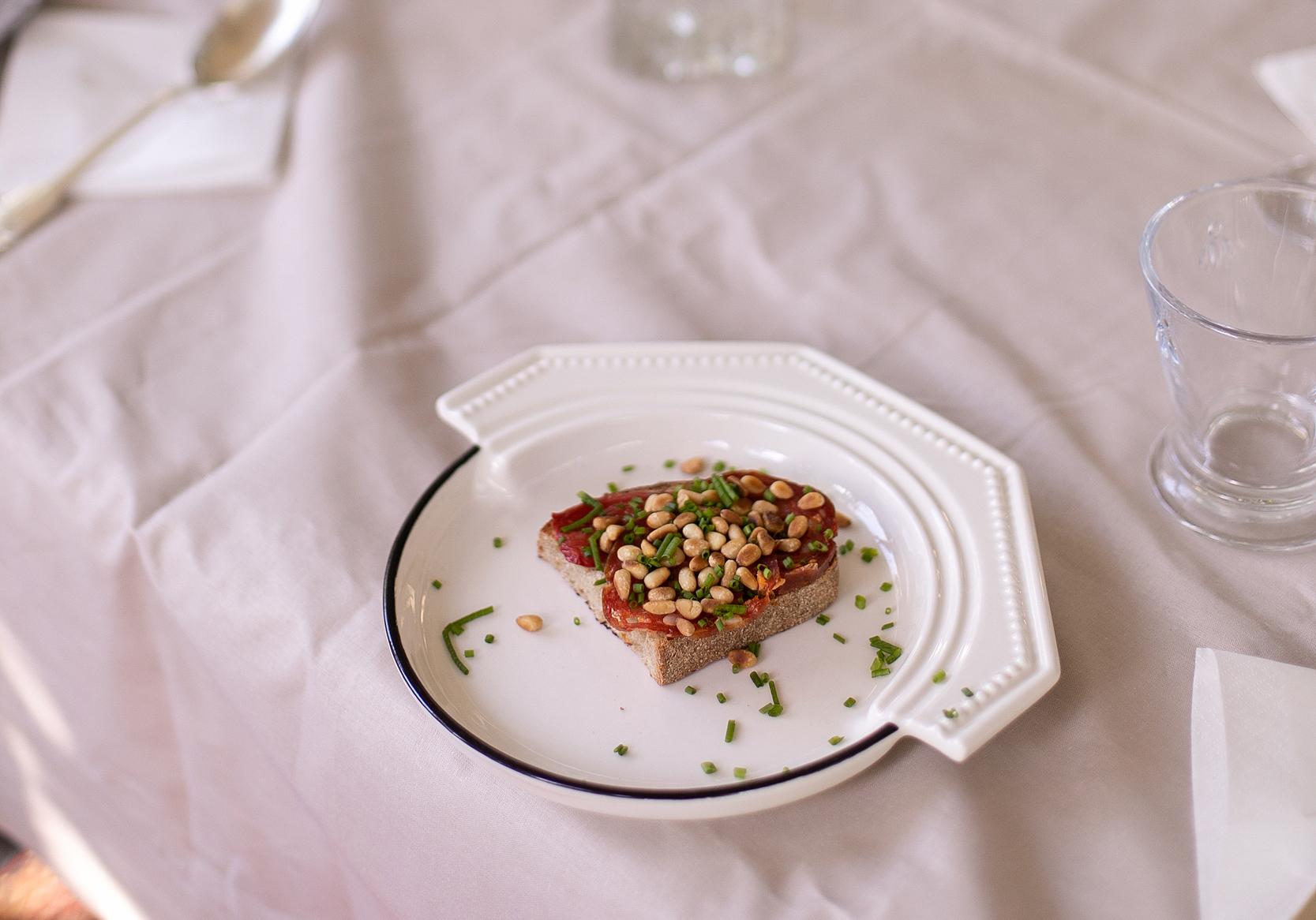 "Greta" Kokoshnik Plate